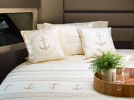 Set di cuscini da barca, perfetti per le cabine o il salone.